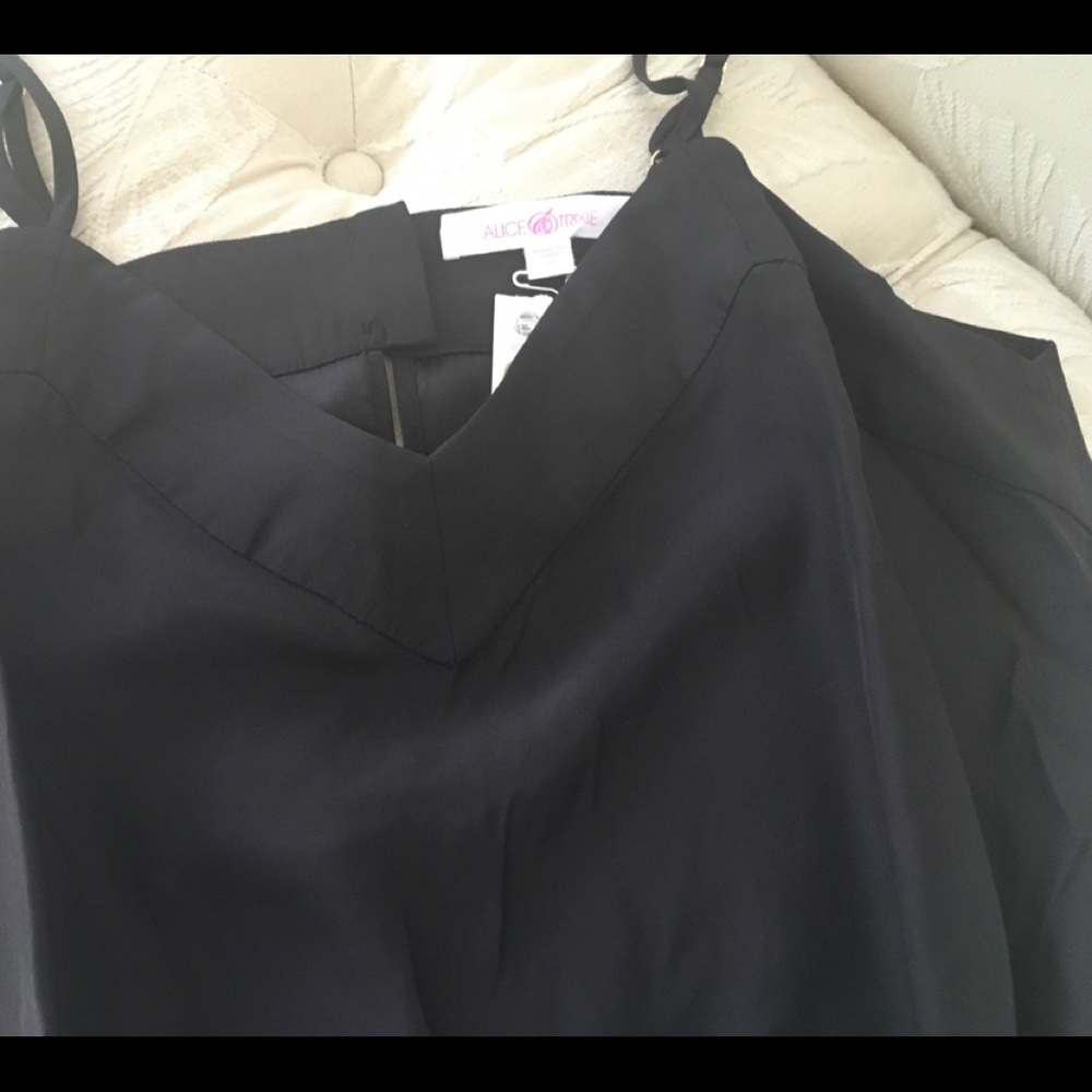 Alice & Trixie Sleeveless Silk Short Jumpsuit, Blk - Picture 7 of 8